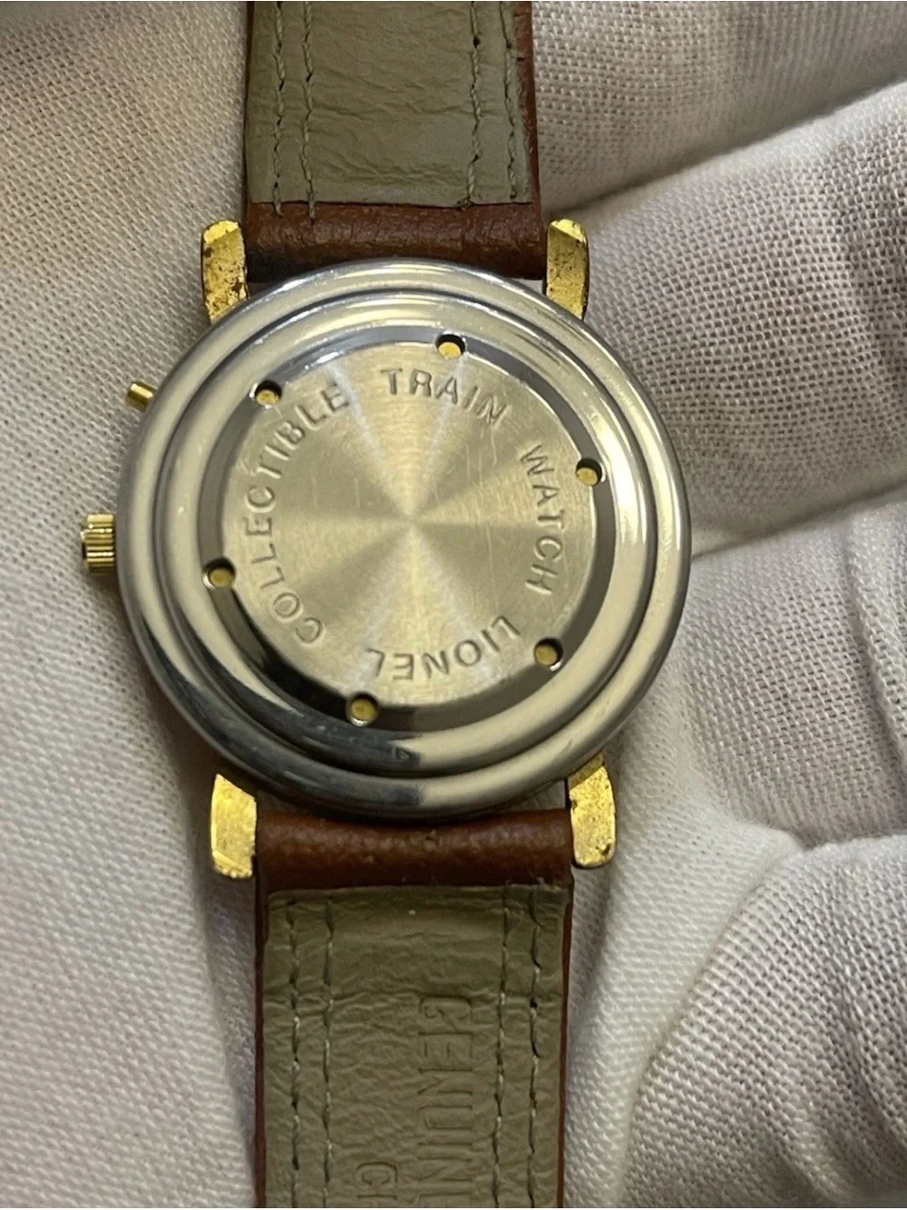 Vintage Lionel Legendary Collectible Train Watch Gold Tone Leather 33mm Men's